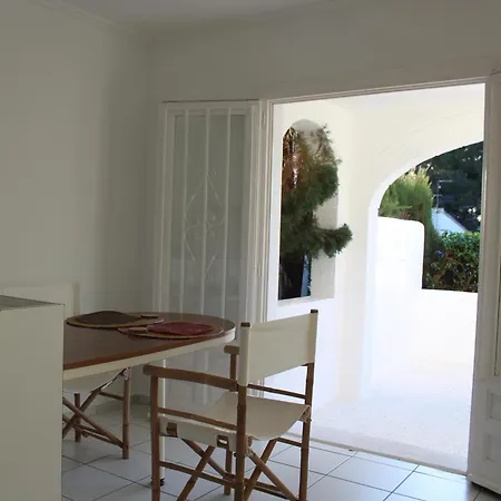 Apartment Galeretes *